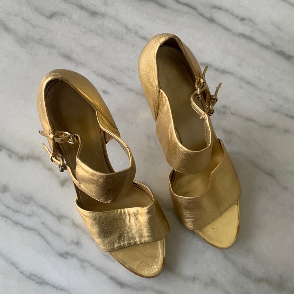 Nine West Womens Gold Strap Sandal Heels
